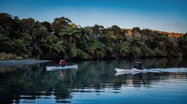 Lake Rotorua: Duck Tours, Dinner Cruises and Evening Kayaking